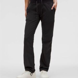 lululemon dance studio mid rise pant (short) size 4